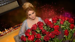 Roza Zərgərli - Qırmızı Güllər