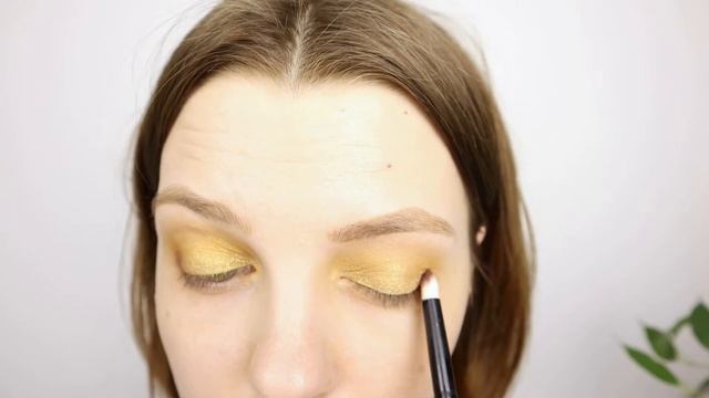NYX Ultimate Escape Artist | Солнечный макияж для серых глаз | Как накрасить глаза? смотреть онлайн