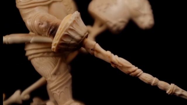 Скульптура из бивня мамонта «Рыцарь » смотреть онлайн