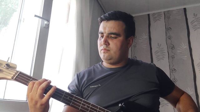 Группа Кино- Группа крови(бас кавер) смотреть онлайн