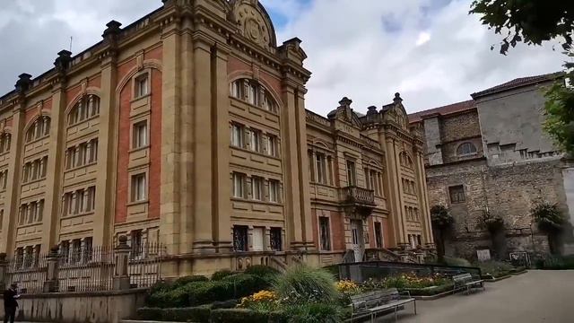 Давайте прогуляемся по Толосе смотреть онлайн