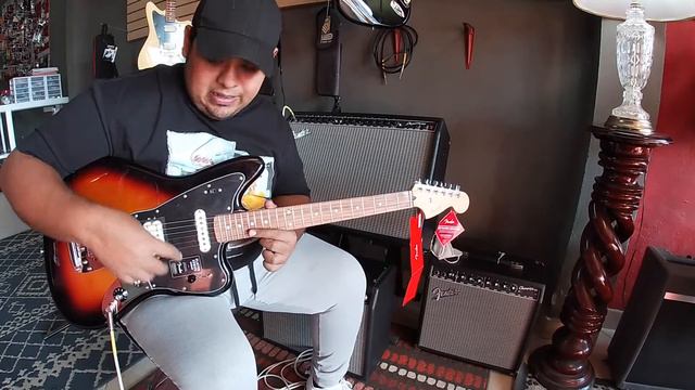 Guitarra FENDER JAGUAR SERIE PLAYER (En español) PRUEBA DE SONIDO Y COSTO смотреть онлайн