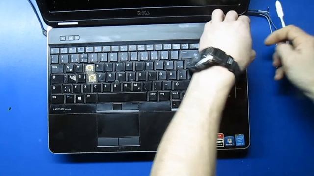 DELL LATITUDE E6540 Fully Disassembly смотреть онлайн