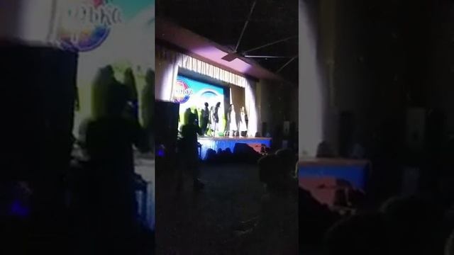 Танец "Детство". Вожатые смотреть онлайн