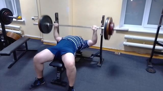 Жим лежа 100 кг. смотреть онлайн