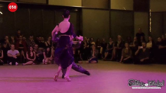 Mariela Sametband and Guille Barrionuevo – La cumparsita #MarielayElPeque смотреть онлайн