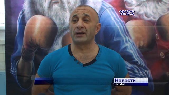 Сильнейшие спортсмены выступили на турнире Деда Мороза по рукопашному бою