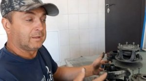 Ведущий вариатор снегохода Arctic Сat ремонт с пояснением