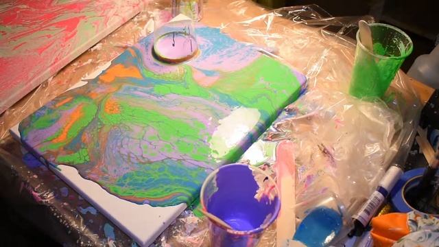 Infiniti's Art Ep.14 Open Cup Acrylic Pour смотреть онлайн