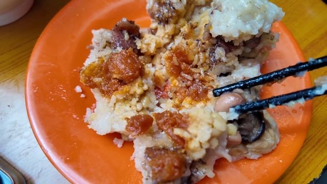 廣州！最新樓價！三元里！一房一廳80萬！意料之外！裹蒸粽！牛腩豬腸粉16元！傳統市場！美食推薦！街頭美食！便宜又美味！早餐午餐一起來！！街拍！4K！Canton Food Tour｜GuangZho смотреть онлайн