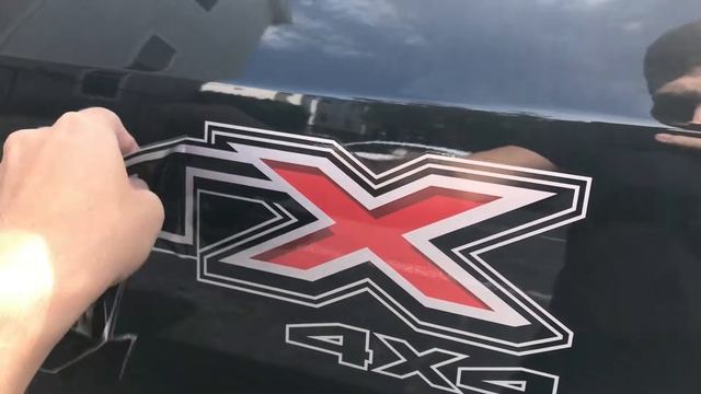 How To Remove Decals From Your Car/Truck (No Tools Required) / DIY смотреть онлайн