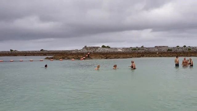 Остров Окинава, пляж на Тихом океане смотреть онлайн