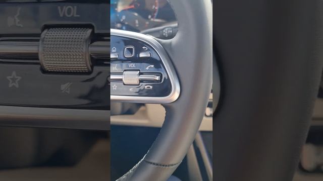 Mercedes GLB 2023 cu motor de Renault смотреть онлайн