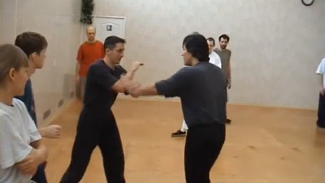 Сенчуков Ю.Ю. - Семинар КОНТЭН в Киеве 2005 г. День первый (часть 1) смотреть онлайн