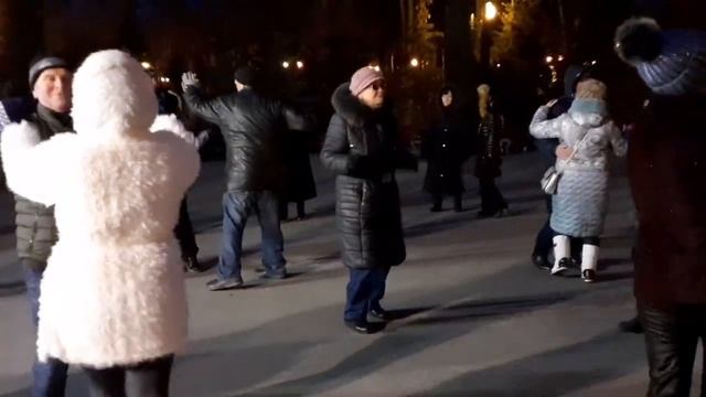 Пришла моя нежданная любовь!???/Супер танцы в парке Горького Харьков 2021 смотреть онлайн
