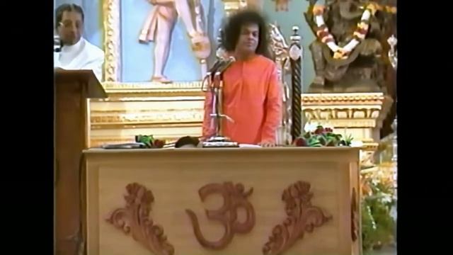 #SaiBabaspeech Sathya Sai Baba: what is true spiritual practice? смотреть онлайн