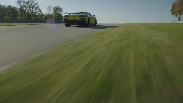 2023 Chevrolet Corvette Z06 – Revealed with all-new LT6 DOHC V-8 смотреть онлайн