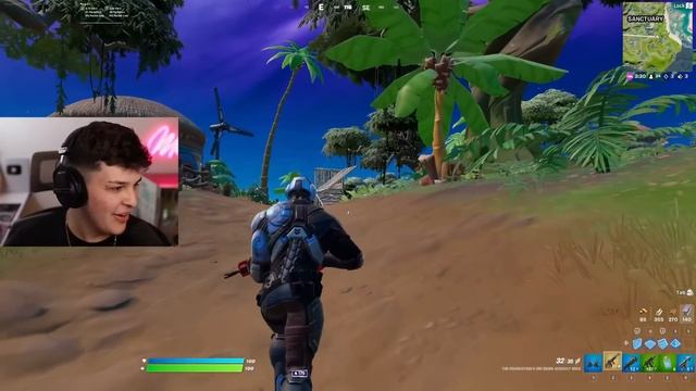 I Pretended to be The Rock with a Voice Changer in Fortnite... смотреть онлайн