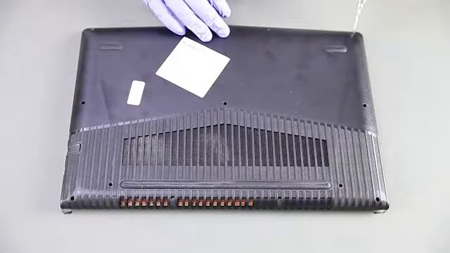 Lenovo Legion Y520 Bottom Case REMOVAL смотреть онлайн