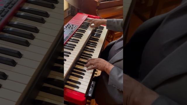 Blues for J and BW on Jazz Organ - Bill Ward смотреть онлайн