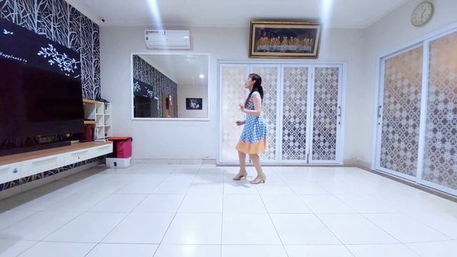 You're The One That I Want - Line Dance, choreo: Amy Christian (USA) смотреть онлайн