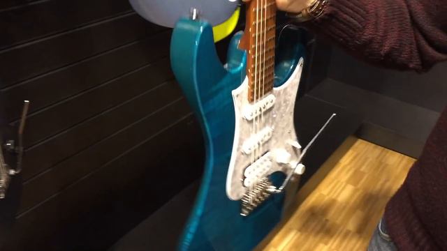 Ibanez Neuheiten 2018: AZ-Serie смотреть онлайн