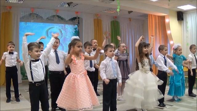 ТАНЕЦ "ГНОМИКИ" смотреть онлайн