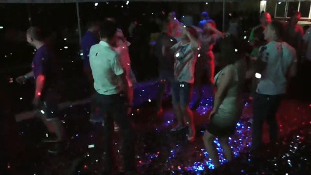 Дискотека на Тризуб Арене 19 августа смотреть онлайн