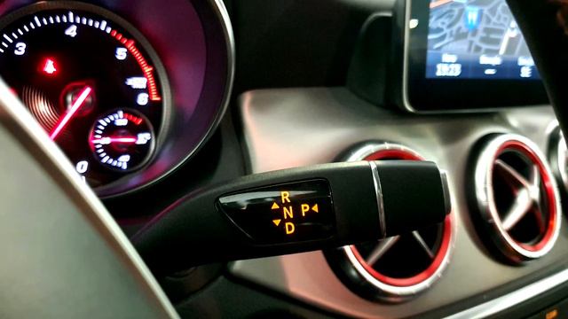 Mercedes Benz CLA 180 D AMG NACIONAL AUTOMÁTICO смотреть онлайн