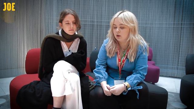 Derry Girls interview: guide to Brexit and the Irish border смотреть онлайн