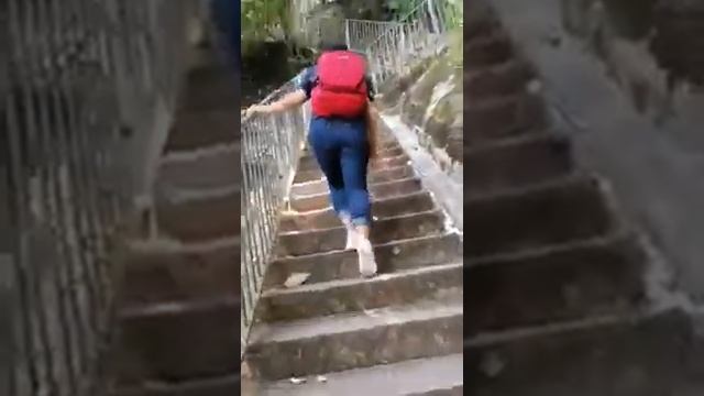 Explore HK. #hongkong #wanchai смотреть онлайн