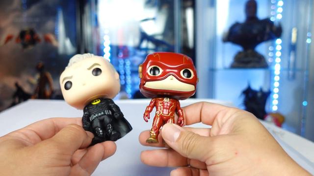 Funko Pop The Flash Metallic The Flash/ Unmasked 89 Batman figure review смотреть онлайн