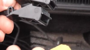 Volkswagen Polo купить распылитель воды лобового стекла форсунку омывателя Фольксваген поло седан