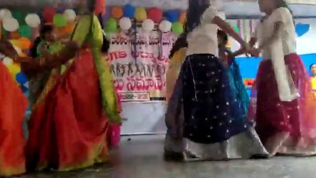 yenni yallo vallo song..aghs elchireddy ally смотреть онлайн