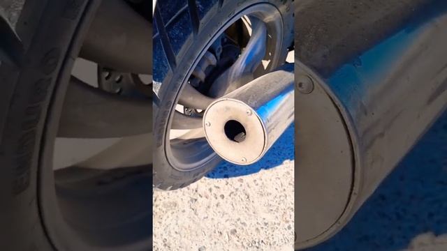 Кастомный выхлоп Honda Bros 600 звучит как надо!) смотреть онлайн
