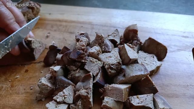 Ternyata ubi manis bisa jadi lauk nasi | Panen Ubi Cilembu | Hidup di Desa смотреть онлайн