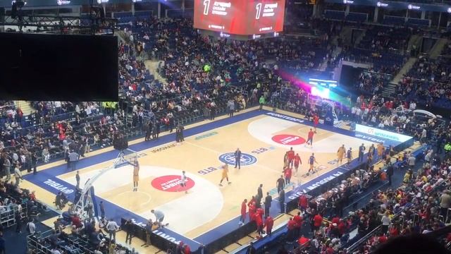 Разминка ЦСКА между четвертями в игре ЦСКА-Химки смотреть онлайн