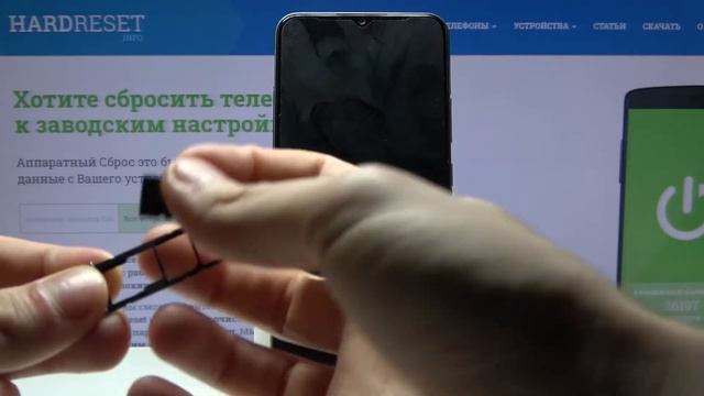 Как вставить Сим-карту и карту памяти в Realme C15 — Первые шаги настройки смотреть онлайн