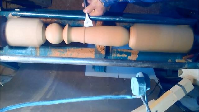 Кухонный стол из ольхи из фанерной столешницей , Часть 3 Точим ноги смотреть онлайн