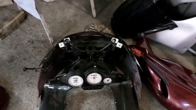 Разбор YAMAHA YZF1000 THUNDERACE смотреть онлайн