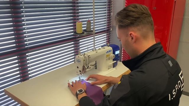 Juki DDL-7000 snelstikker смотреть онлайн