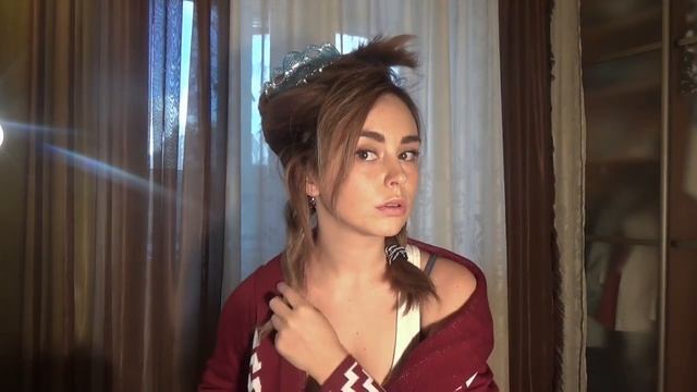 Прическа, волны при помощи утюжка для волос ( Нету тройной плойки ) смотреть онлайн