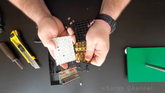 Scrapping vintage Texas Instruments TI45 calculator for Gold! смотреть онлайн