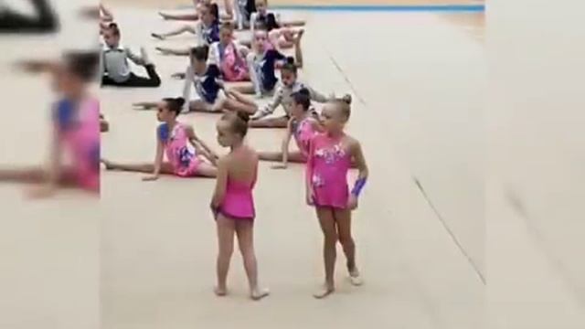 Многие называют меня кривой,но всему есть причина и это не мой выбор... Gymnastics