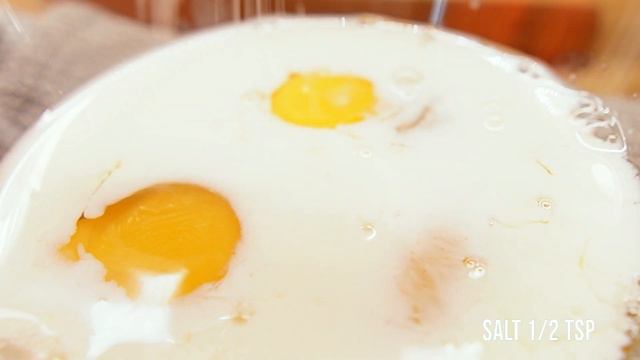 Do you have a tomato and an egg? Quick recipe for easy breakfast! смотреть онлайн