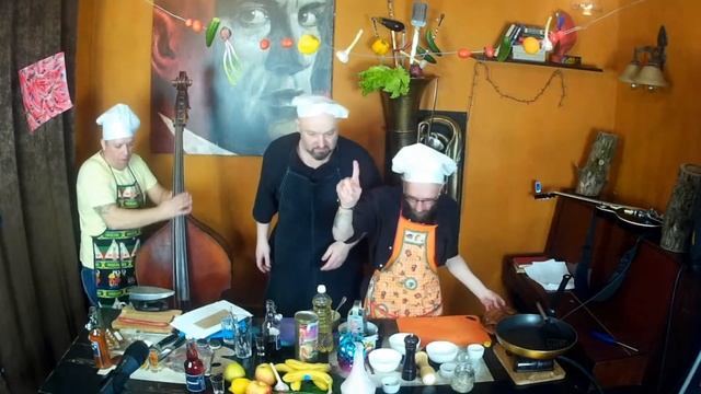 Кулинарное панк шоу "Ешь ананасы рябчиков жуй" - Live: Бар "Маяковский" - 19/04/2020 смотреть онлайн