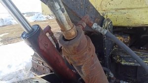 Бульдозер ЧТЗ Т 130 - ЗАВОДИТСЯ И ГЛОХНЕТ ,НАШЛИ ПРИЧИНУ !???