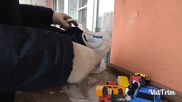 Много игрушек нашел на мусорке.Разбираю находки,которые нашел вечером.Dumpsterdiving.Выпуск№45
