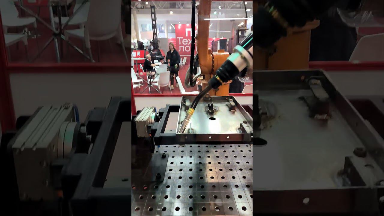 Робот сварщик / Выставка «Металлообработка-2024» смотреть онлайн