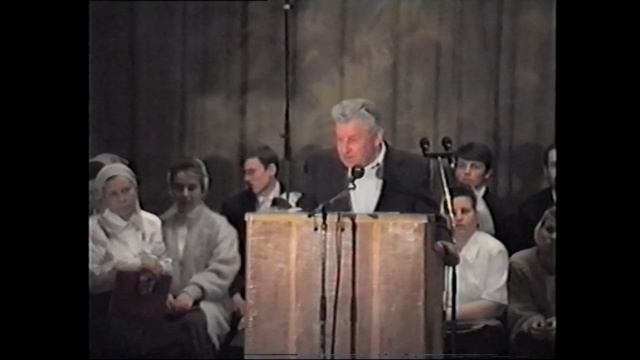 Освящение куличей, яиц ,святая вода Степан Григорьевич Костюк ОЦХВЕ 1997г смотреть онлайн